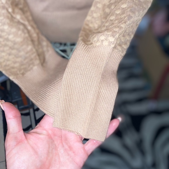 Fashion Nova Admire me turtleneck - Picture 6 of 8